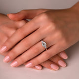 Gradiva Solitaire | Diamond Ring | 18K Gold