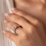 Gradiva Solitaire | Diamond Ring | 18K Gold